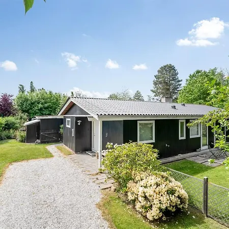 Arild - 700m From The Sea By Interhome * Fakse Ladeplads