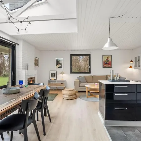 Arild - 700m From The Sea By Interhome Fakse Ladeplads