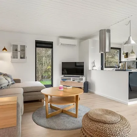 Arild - 700m From The Sea By Interhome * Fakse Ladeplads